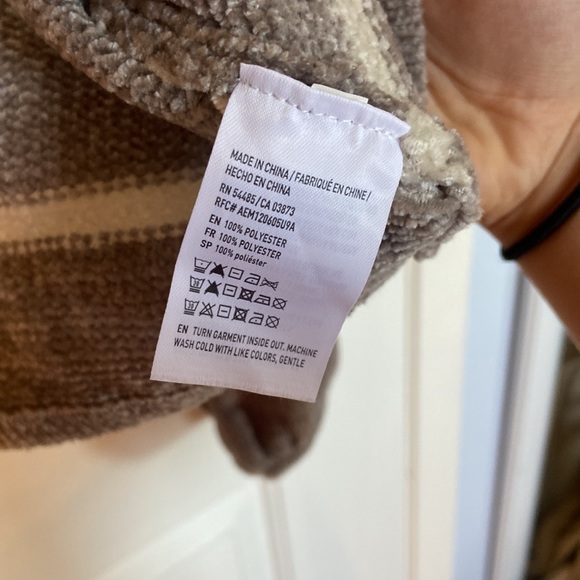 NWOT American Eagle Chenille Balloon Sleeve Sweater - Picture 7 of 11